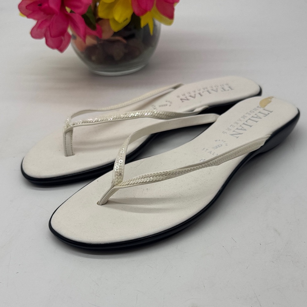 Italian Shoemakers Women's Cream Sandals Size 8 FFT9550